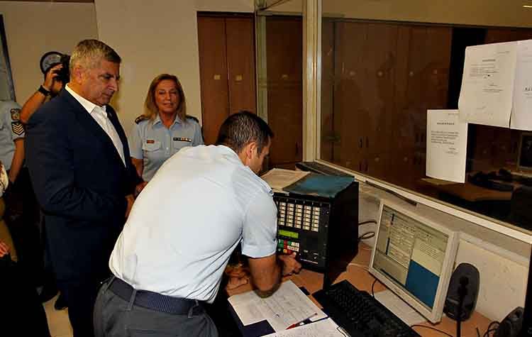 Επίσκεψη Πατούλη στον Θάλαμο Παρακολούθησης Ελέγχου Κυκλοφορίας της ΓΑΔΑ