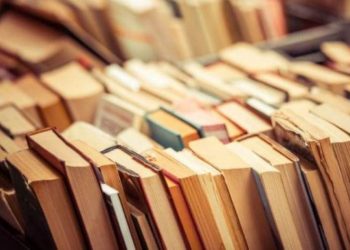 Δημοτική Βιβλιοθήκη με Λέσχες Ανάγνωσης για ενηλίκους και ΚΑΠΗ