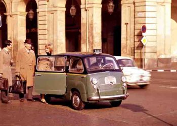 Το θρυλικό Fiat 600 Multipla κατακτά το Λονδίνο
