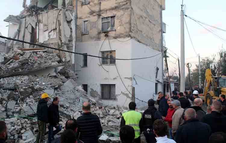 6,4 Ρίχτερ στην Αλβανία: Αυξάνονται οι νεκροί - Οι επιχειρήσεις της ΕΜΑΚ