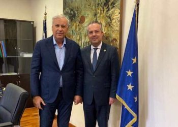 Συνάντηση Αποστολόπουλου - Σταυριανουδάκη με «μενού» αυτοδιοικητικό