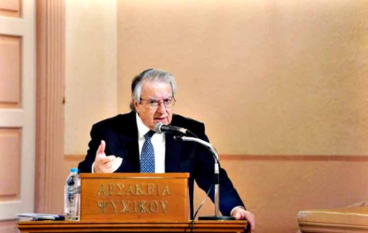 Τα Αρσάκεια τίμησαν τον Γιώργο Μπαμπινιώτη