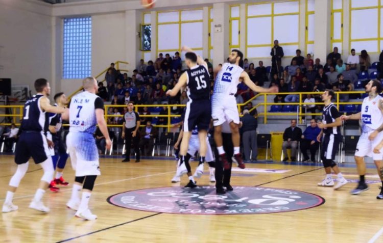 «Υπόκλιση» Δούκα στη Μεγαρίδα