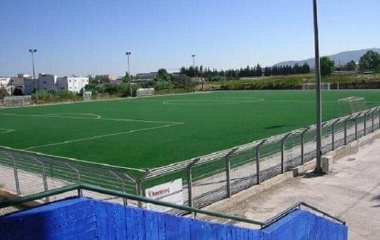 Υπεγράφη η σύμβαση για τον χλοοτάπητα του Διαδημοτικού γηπέδου