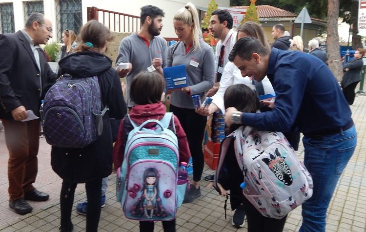 Διανομή γευμάτων σε μαθητές του Δήμου