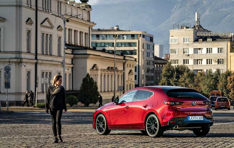 Το Mazda3 ανακηρύσσεται το «Αυτοκίνητο της Χρονιάς» για το 2019