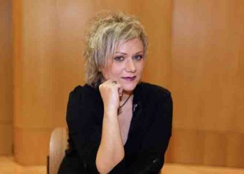 Βασιλική Παπαϊωάννου: Στο Μέγαρο Μουσικής με την παράσταση «5»