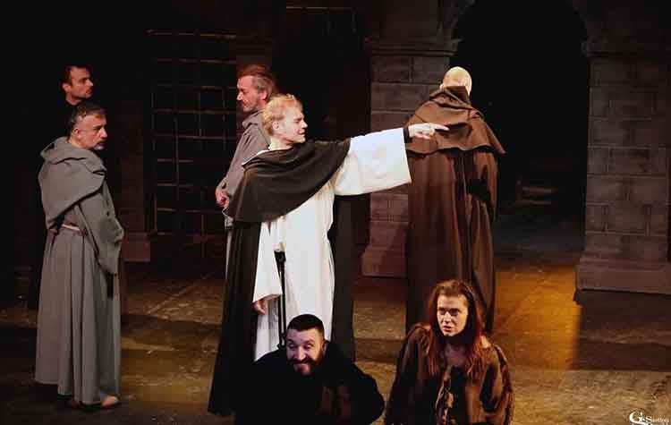 «Το Όνομα του Ρόδου» του Ουμπέρτο Έκο στο Altera Pars