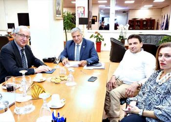 Συνάντηση Αμπατζόγλου - Πατούλη με φόντο 12 έργα για το Μαρούσι