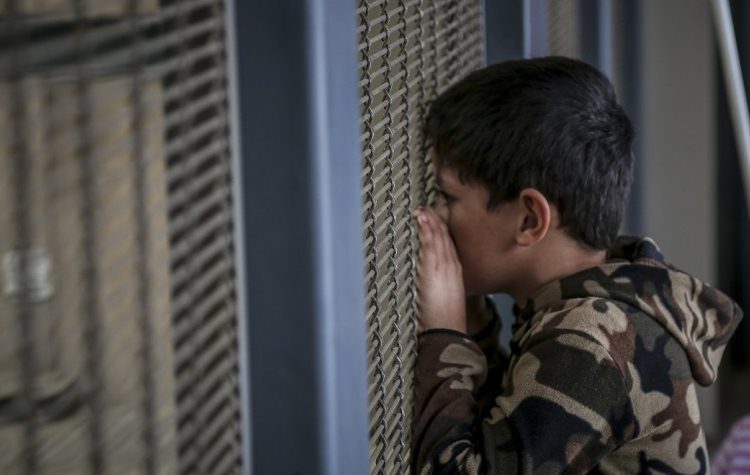 Ζήτω η Ελλάδα και καθετί μοναχικό
