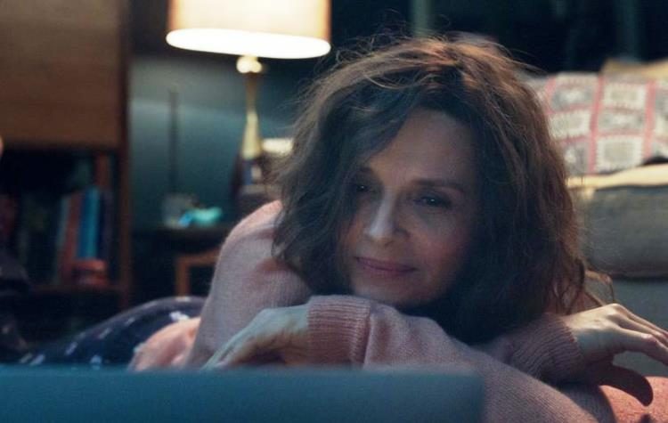 Η Ζιλιέτ Μπινός στην οθόνη του «Πολιτιστικού Νοεμβρίου»