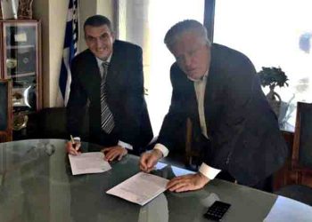 «Έπεσαν» οι υπογραφές για τη μελέτη ανάπλασης του κτήματος Ιόλα