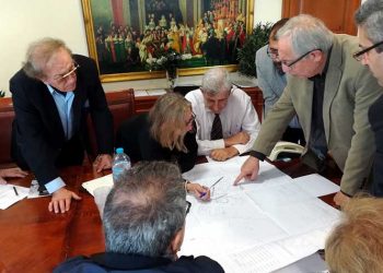 Συνάντηση Αμπατζόγλου με τον σύλλογο Αγίας Φιλοθέης και τον «Οδυσσέα Αμαρουσίου»