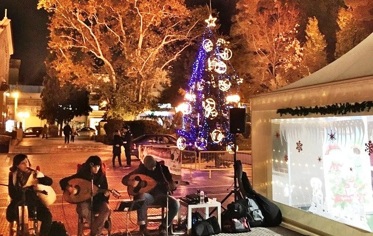 «Μποναμάς» γιορτινών εκδηλώσεων από τον Δήμο έως τις 5 Ιανουαρίου