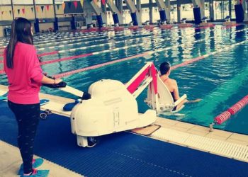 Eιδικό αναβατόριο για ΑμεΑ στο κολυμβητήριο «Νίκος Πέρκιζας»