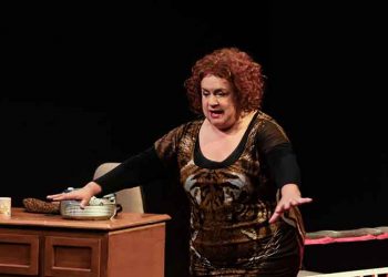 «Η γυναίκα της Πάτρας» στο θέατρο «Πόλη»