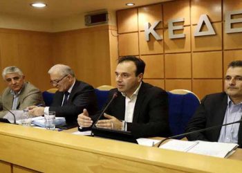 Και επίσημα πρόεδρος της ΚΕΔΕ ο Δημήτρης Παπαστεργίου