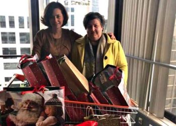 Λουκία Κεφαλογιάννη: Δώρα στα παιδιά των δομών προστασίας του Βορείου Τομέα