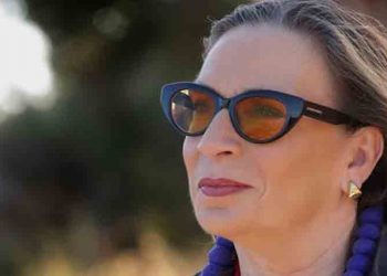 «33 στροφές με τη Λίνα» στον Παρνασσό