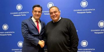 Δεξιά ο Χαράλαμπος Μπονάτσος με τον Άδωνι Γεωργιάδη