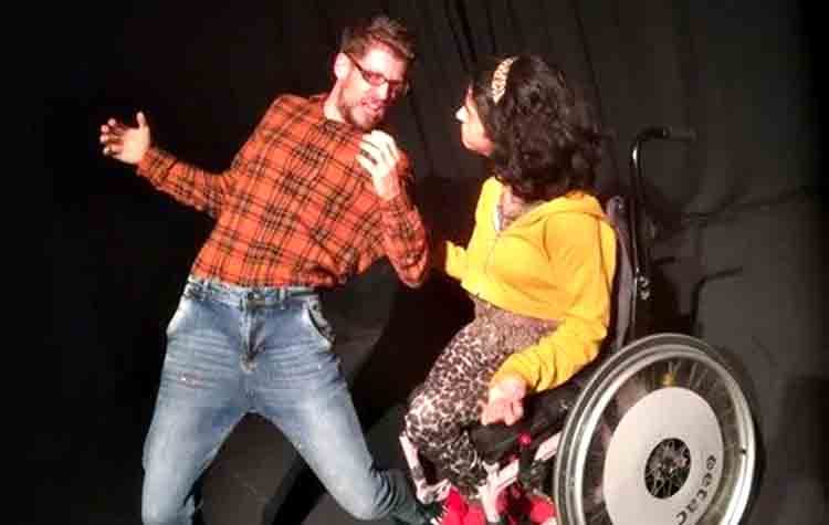 «Γελώντας Άγρια» για 3 ημέρες στο θέατρο «Διθύραμβος»