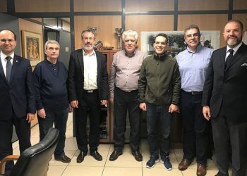 Έφεδροι αξιωματικοί και σύλλογος επιστημόνων στον Δήμαρχο