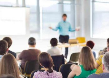 Νέα προγράμματα εκπαίδευσης ενηλίκων ξεκινούν στον Δήμο