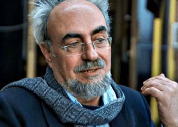 Ο Γιώργος Σκαμπαρδώνης παρουσιάζει το νέο του βιβλίο «Casa Μπιάφρα»