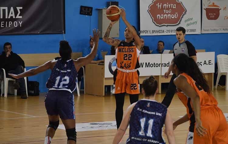 Έπεσε από την Ακρόπολη και βρήκε… ροζ φύλλο ο ΚΑΟΜ