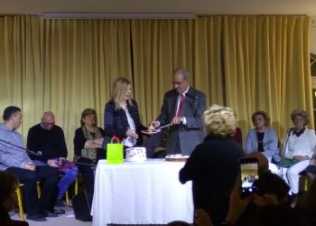 Το ΚΕΜΜΕ έκοψε την Πρωτοχρονιάτικη πίτα του