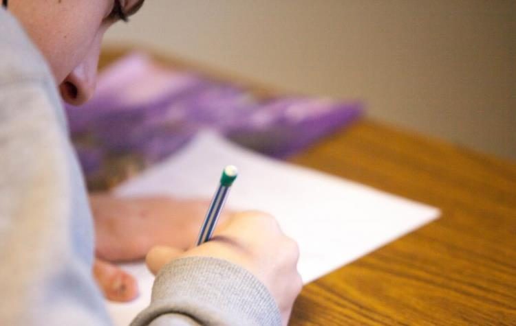 Εκπαιδευτική και Συμβουλευτική Υποστήριξη με στέγη στο Χαλάνδρι