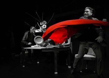 «Ο Φονιάς» του Μήτσου Ευθυμιάδη στο ανακαινισμένο θέατρο Έαρ Βικτώρια