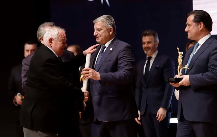 Στην τελετή των βραβείων ΕΒΕΑ 2020 ο Γ. Πατούλης