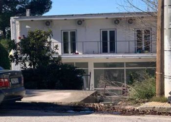 Συγκέντρωση διαμαρτυρίας για την δομή ασυνόδευτων μεταναστών στο πρώην Α.Τ. Πεντέλης