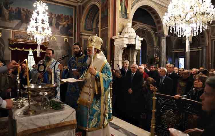 Στα Θεοφάνια και στην πίτα του Συλλόγου Αθμονέων ο Θεόδωρος Αμπατζόγλου