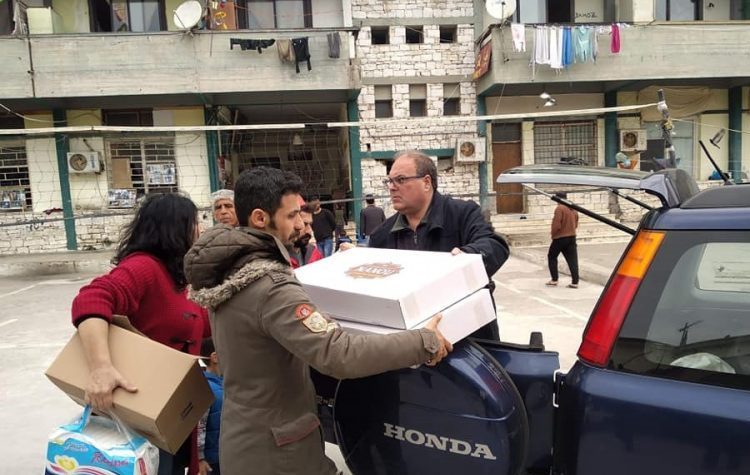 Έμπρακτη στήριξη από τον Δήμο στους Κούρδους του Λαυρίου