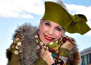 Debra Rapoport: «Από τις λεωφόρους της Νέας Υόρκης»