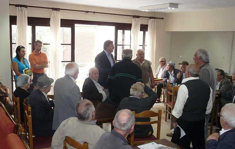 Αναβολή της εκδρομής του ΚΑΠΗ στο εξωτερικό