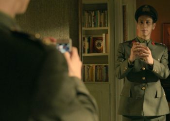 «Απόστρατος»: Μια ταινία με φόντο τον Παπάγου