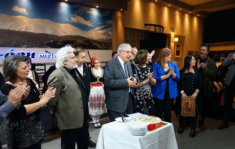 Κέφι και χορός στην κοπή πίτας του συλλόγου «Ο Κρηταγενής Ζευς»