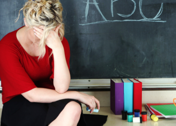 Εξ όνυχος τον… λέοντα