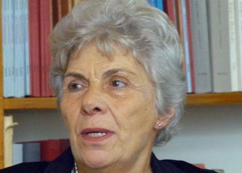 Έφυγε από τη ζωή η σπουδαία ποιήτρια Κική Δημουλά