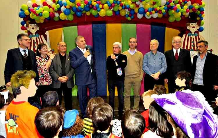 Στην αποκριάτικη γιορτή του ΙΣΑ ο Γιώργος Πατούλης