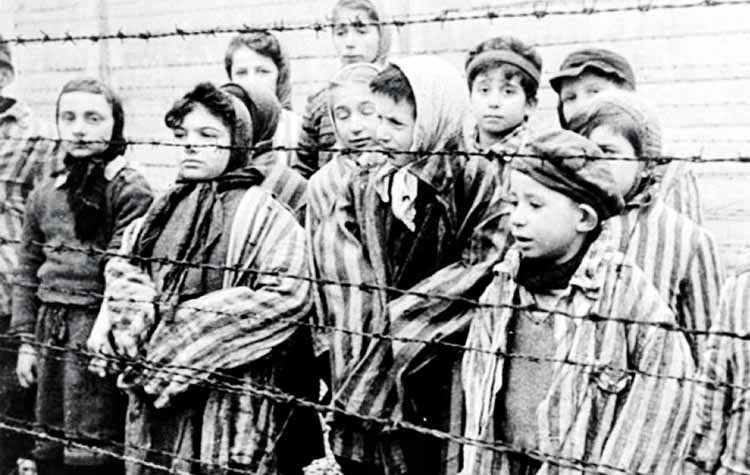 Μενέλαος Λουντέμης: «Άουσβιτς»