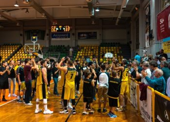 Νίκησε τον Μανδραϊκό και έμεινε στην κορυφή το Μαρούσι