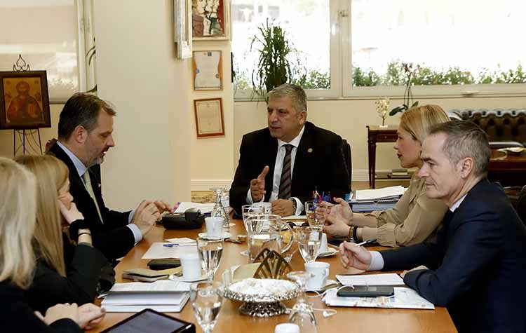 Συνάντηση Πατούλη με τον διευθύνοντα σύμβουλο της ΕΤΑΔ