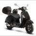 Vespa GTS Super με δώρο αξεσουάρ