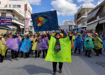 Χιλιάδες κόσμου στο 3ο Ηρακλειώτικο Καρναβάλι