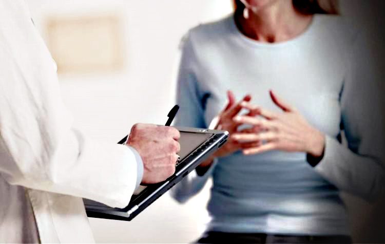 Καταγγέλλουν απουσία γυναικολόγων στα Κέντρα Υγείας