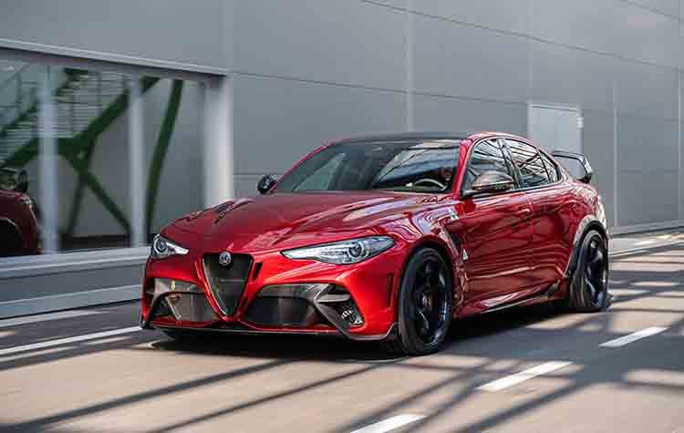 Giulia GTA: Η μεγάλη επιστροφή ενός θρύλου της Alfa Romeo